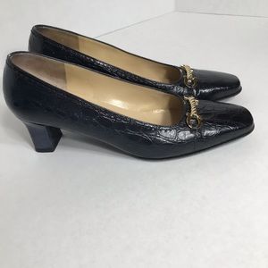 Salvatore Ferragamo Navy Alligator Pump Sz 8 1/2 B